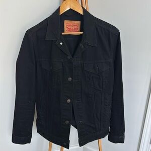 Levi Black Denim Trucker jacket - medium - worn maybe once